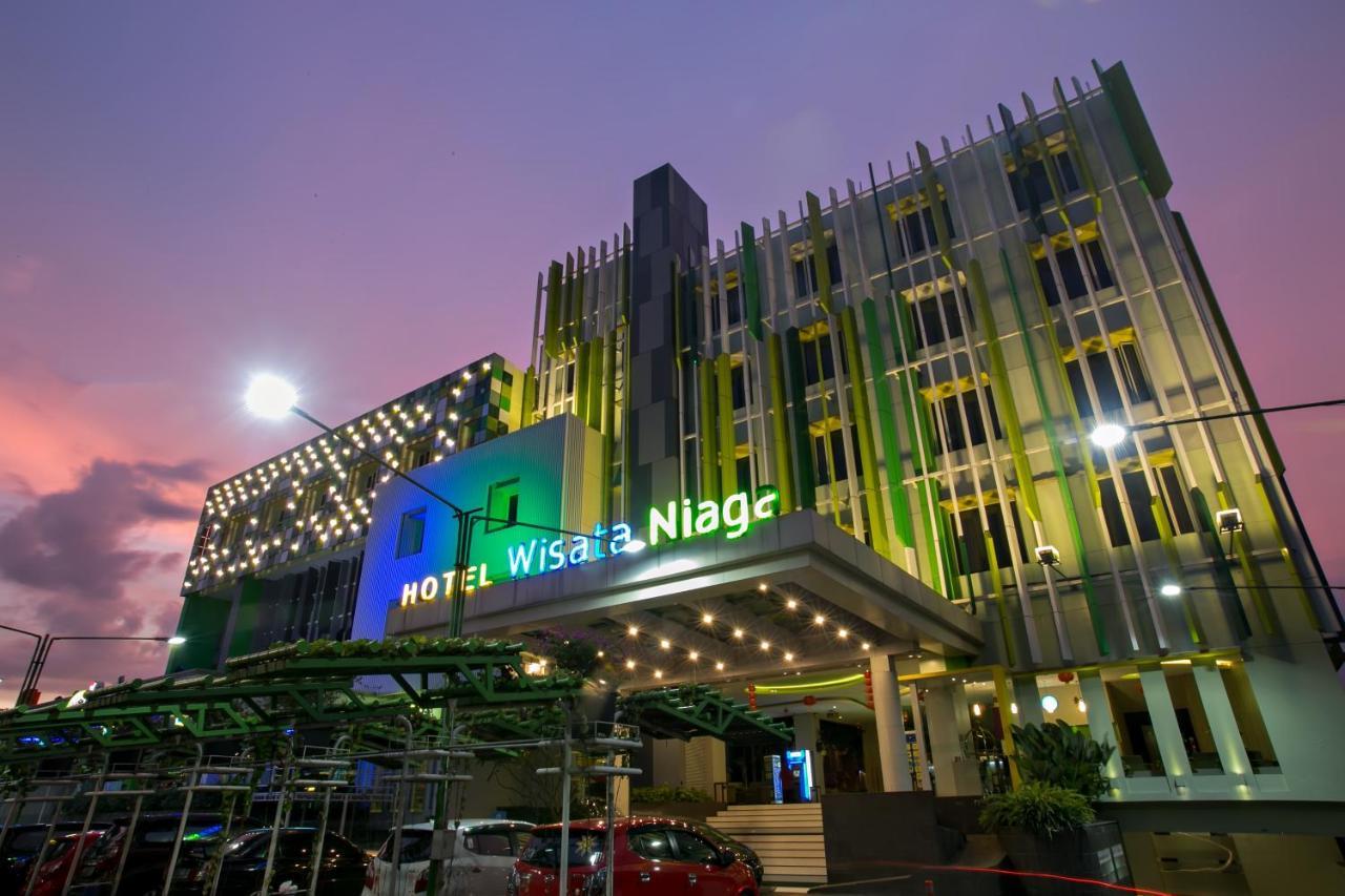 Hotel Wisata Niaga Purwokerto Esterno foto