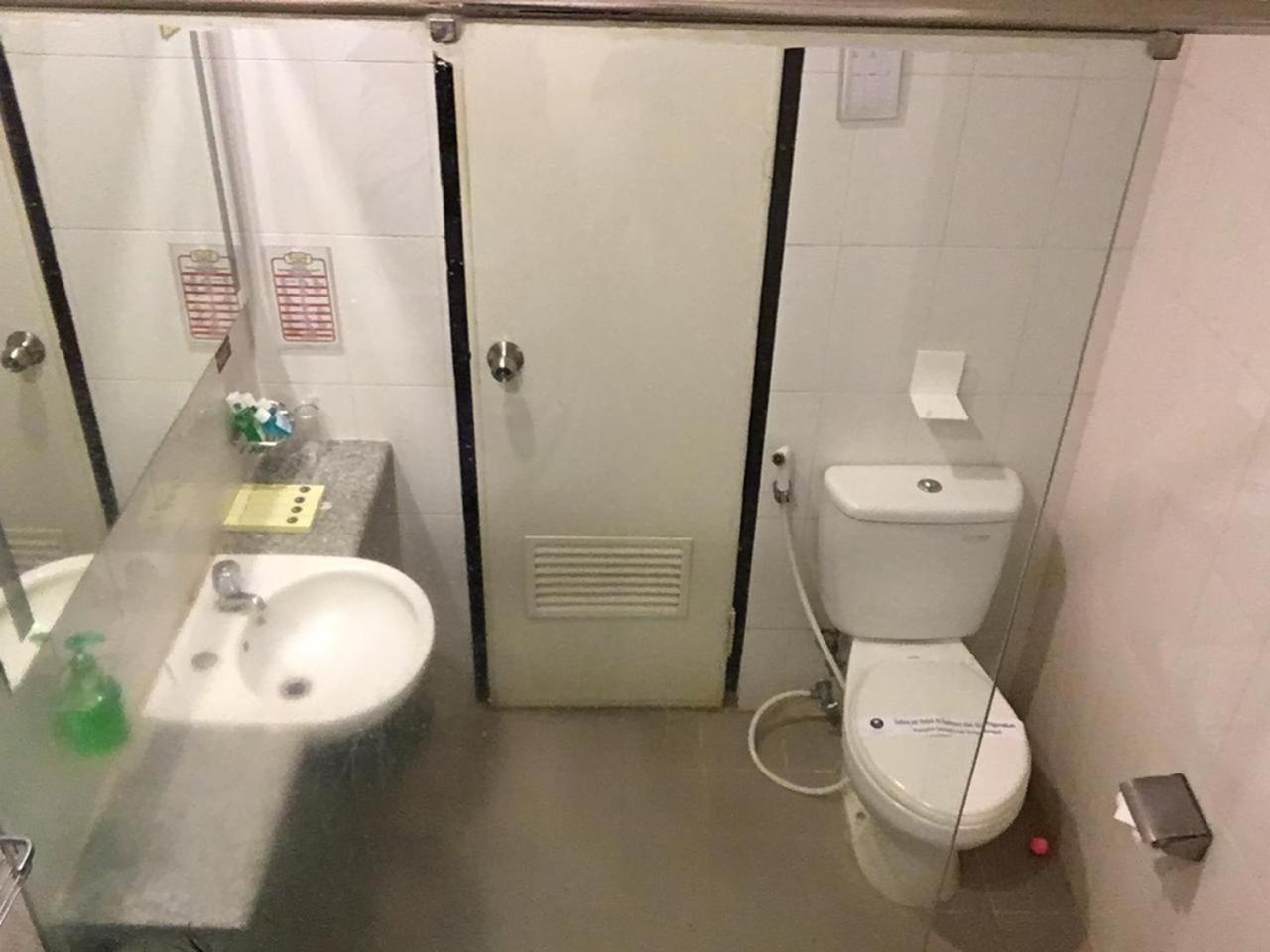 Hotel Wisata Niaga Purwokerto Esterno foto
